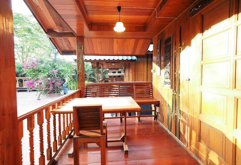 بنجلو ديلوكس, Klong Suan Plue Resort