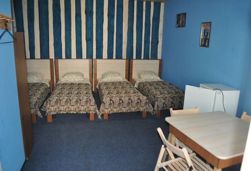 اتاق استاندارد چهار تخته, Ekoterem