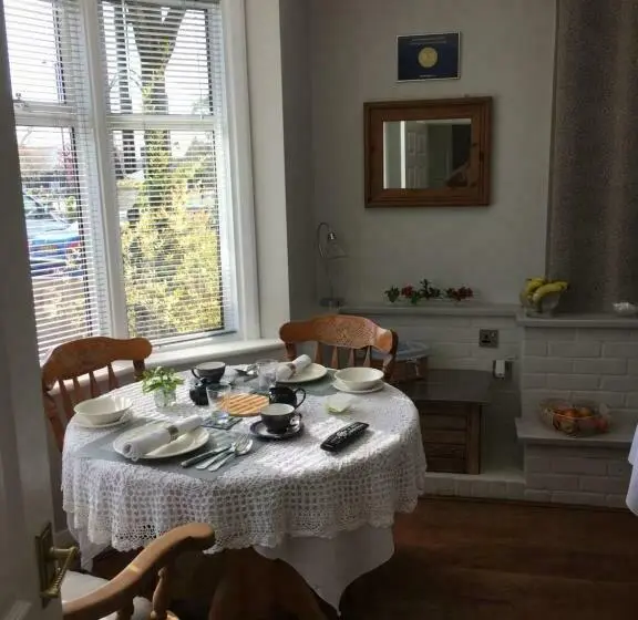 اتاق استاندارد با چشم‌انداز باغ, Southend Airport Bed & Breakfast