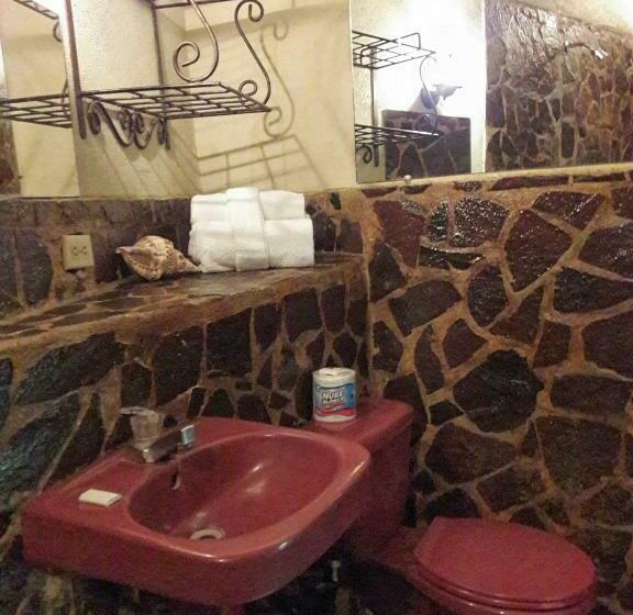 غرفة قياسية سرير كينج, Viavia Leon