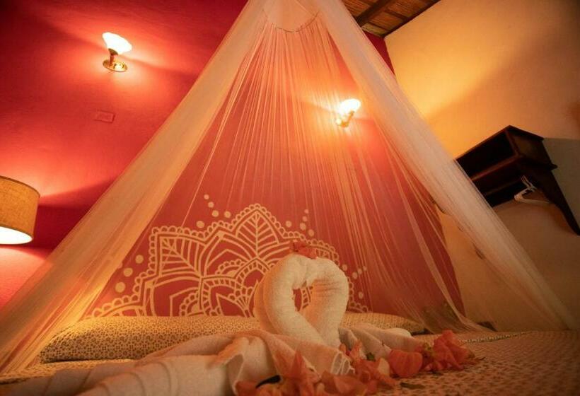 غرفة قياسية سرير كينج, Viavia Leon