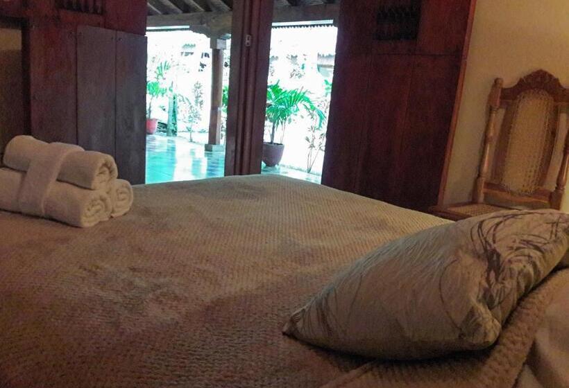 غرفة قياسية مطلّة علي الحديقة, Viavia Leon