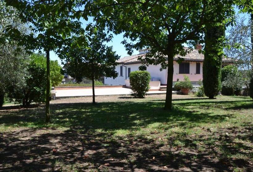 ファミリーステューディオ, Alloggio Turistico La Balocca