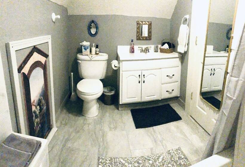 Номер Стандарт Совместная Ванная, The Whitmore Inn