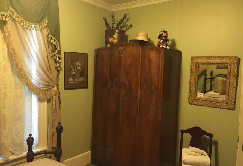 Номер Стандарт Совместная Ванная, The Whitmore Inn