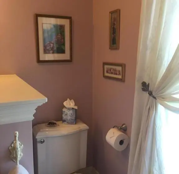 クイーンサイズベッドのスタンダードルーム, The Whitmore Inn