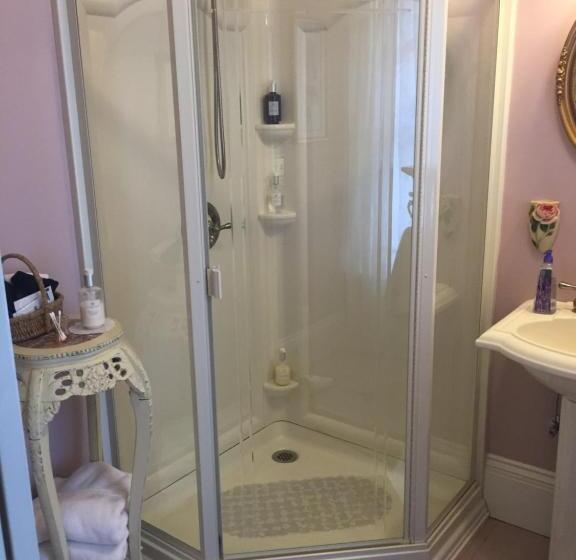 Номер Стандартный Кровать Куин, The Whitmore Inn