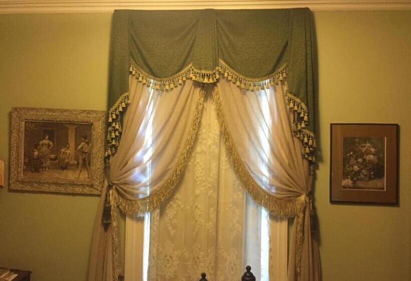 Номер Стандарт Совместная Ванная, The Whitmore Inn