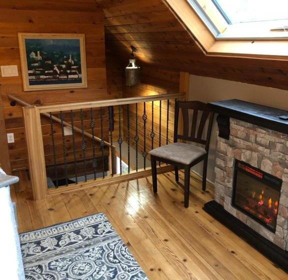 Студия Стандарт, The Whitmore Inn