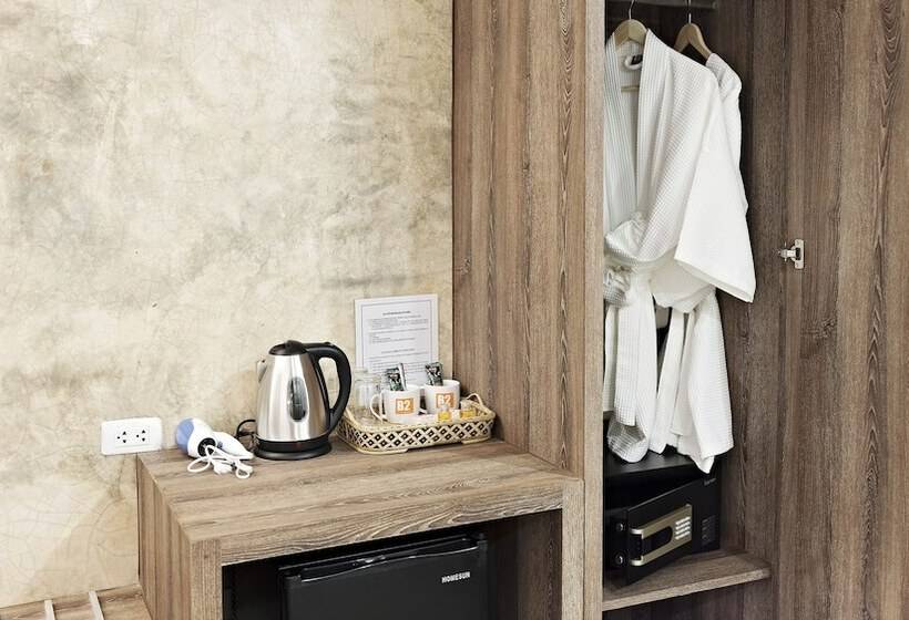 חדר דלוקס לשלושה, B2 Mae Hong Son Premier