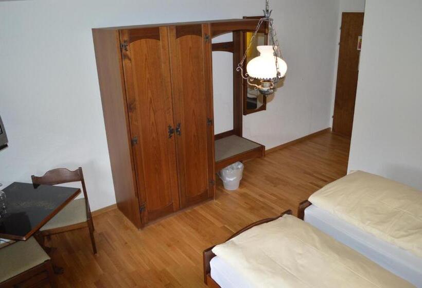 Номер Стандарт, Hirschen Eggiwil