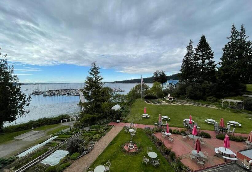 جناح مزوَّد بشرفة, Old Alcohol Plant