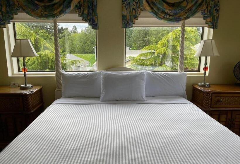 جناح مزوَّد بشرفة, Old Alcohol Plant