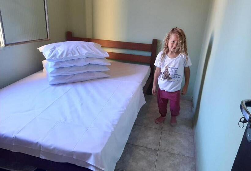 带共用浴室的标准房间, Palácio Do Sol Hostel Pousada