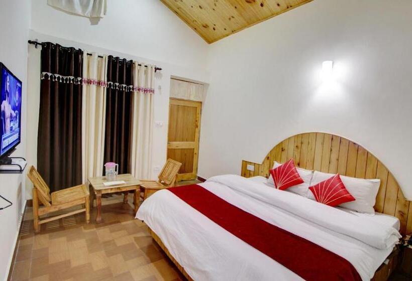 غرفة ديلوكس, Thakur