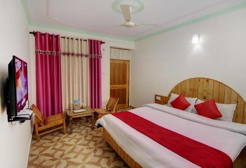 غرفة ديلوكس, Thakur