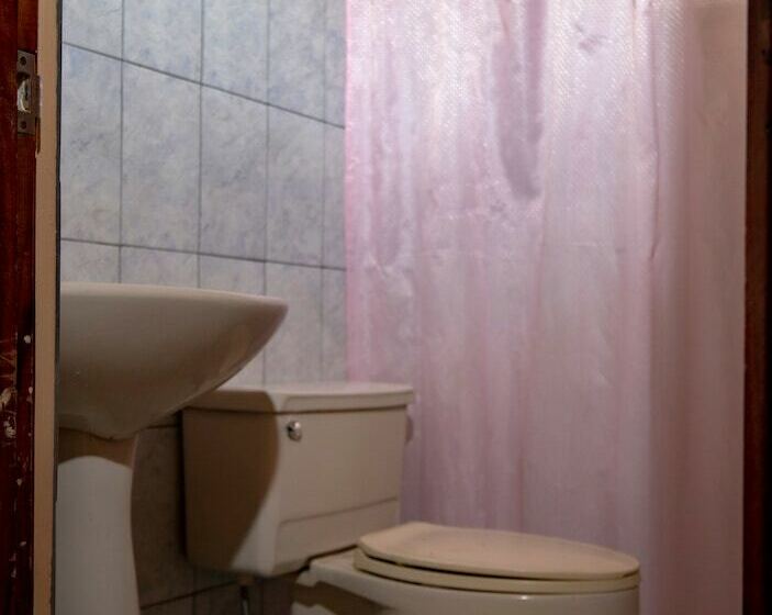Номер Стандарт, Y Cabinas El Coral
