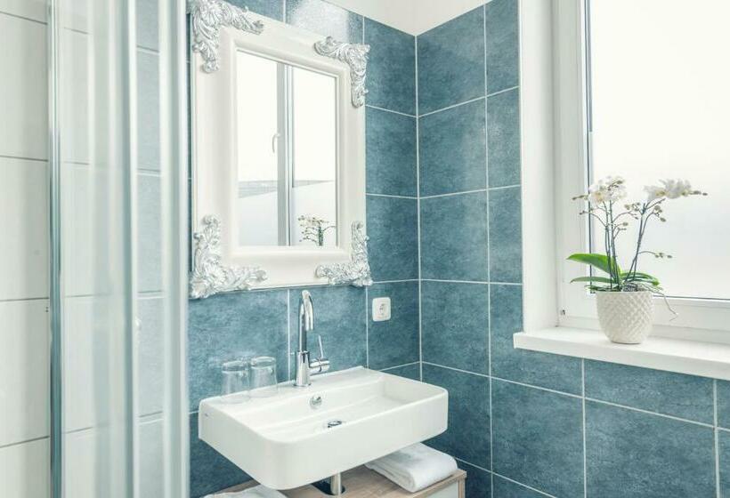 חדר סטנדרט, La Cucina   Hotel & Restaurant