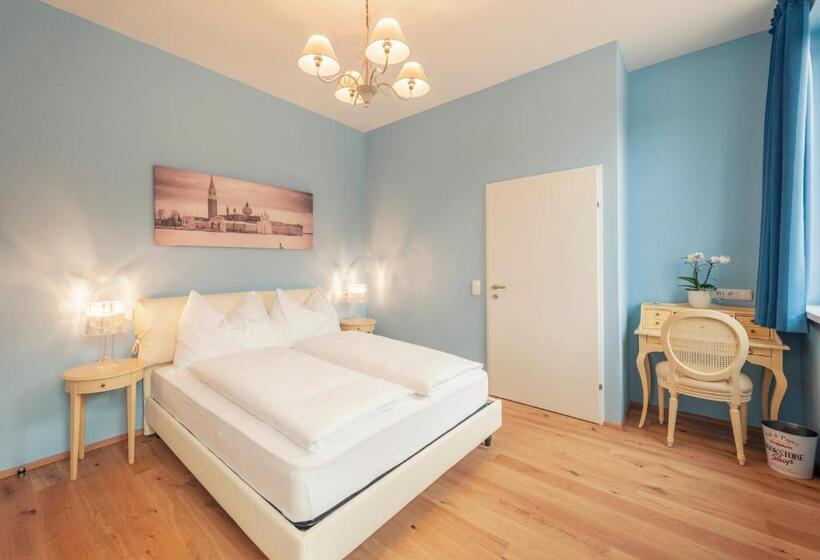 חדר סטנדרט עם מרפסת, La Cucina   Hotel & Restaurant