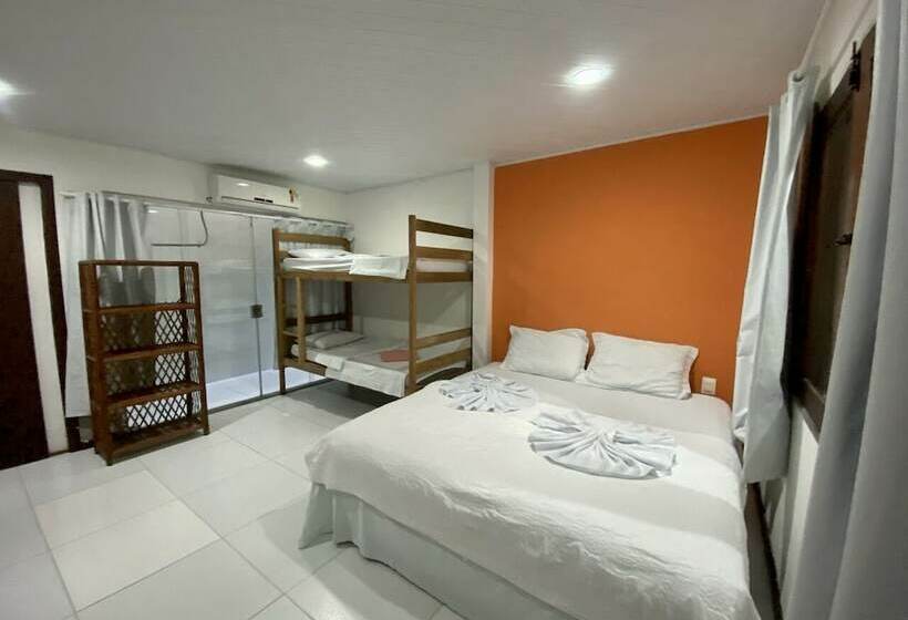 غرفة عائلية, Piratas Do Morro Pousada