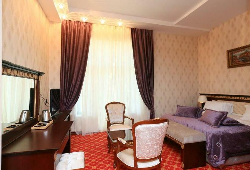 חדר סטנדרט, Spring