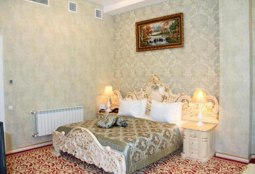 סוויטת סופריור, Spring