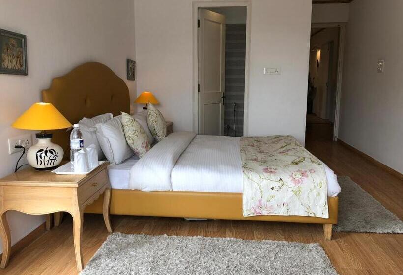 スタンダードルーム, The Pinewood, Nainital By Leisure Hotels