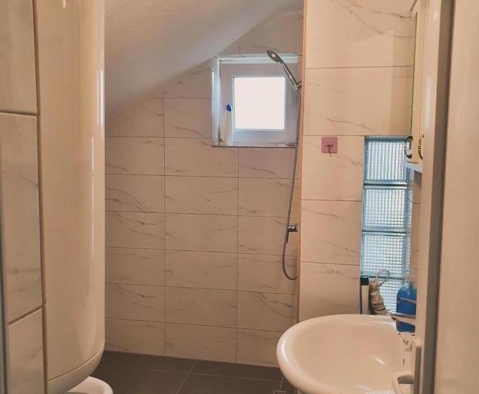 اتاق کلاسیک چهارنفره, Guest House Ulnika