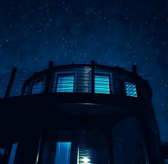 منزل غرفة نوم واحدة, The Barn Silo At Goose Lake Lane