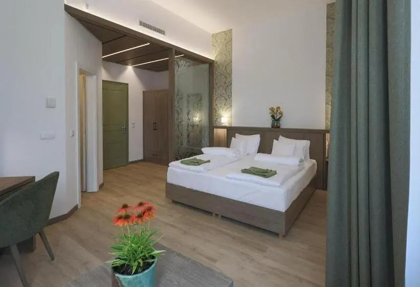 اتاق استاندارد, Turul Villa