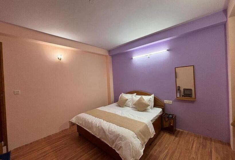 스탠다드 룸 산 전망, Geetanjali