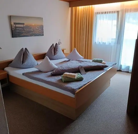 Superior Neljän Hengen Huone, Bed And Breakfast Ederhof