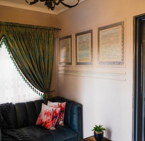 샬레, Plein On Suid Guesthouse