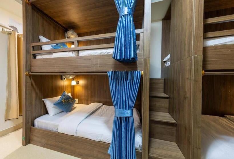 تختخواب در اتاق مشترک, The One Hostel & Rooftop Bar Catba