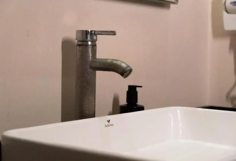 اتاق استاندارد سه نفره, Infinity Suites Habitación Triple 209