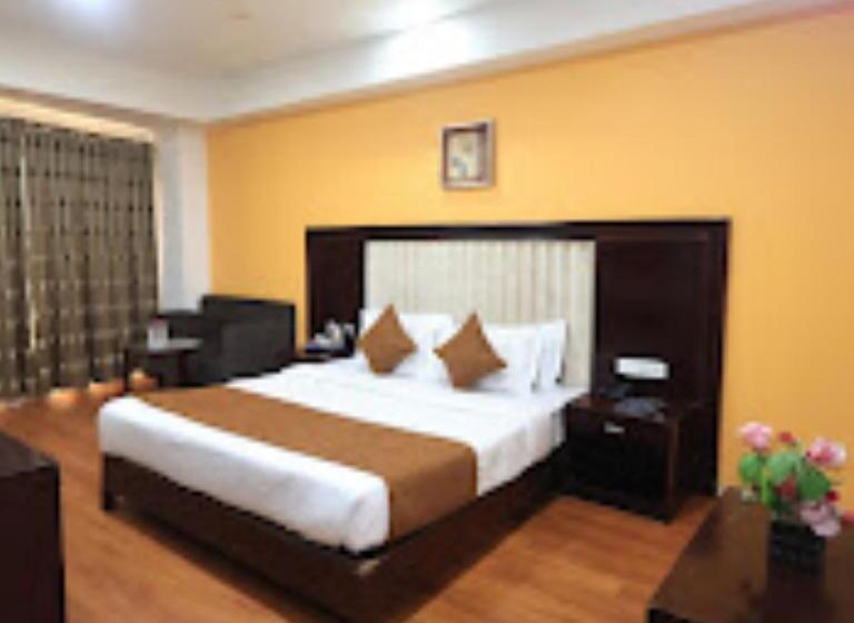 デラックスルーム, Sn Blu Hotel Panchvati Ahmedabad