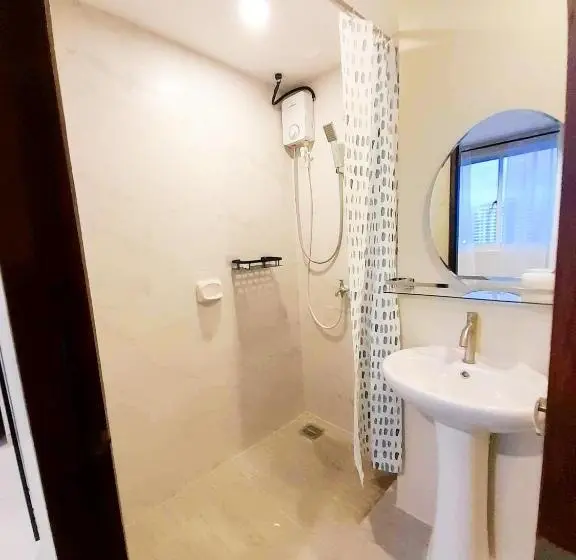 バルコニー付き1ベッドルームアパートメント, Warm And Cozy Studio With Balcony
