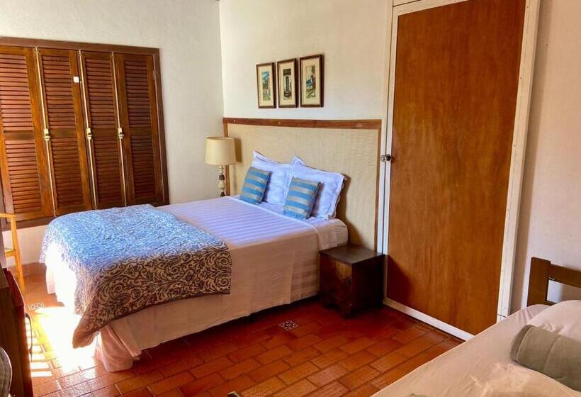 سوییت با چشم‌انداز باغ, Casarão Coimbra Pousada Colonial