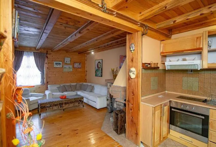 آپارتمان 2 خوابه با بالکن, U Drvo Zlatibor   Vodice