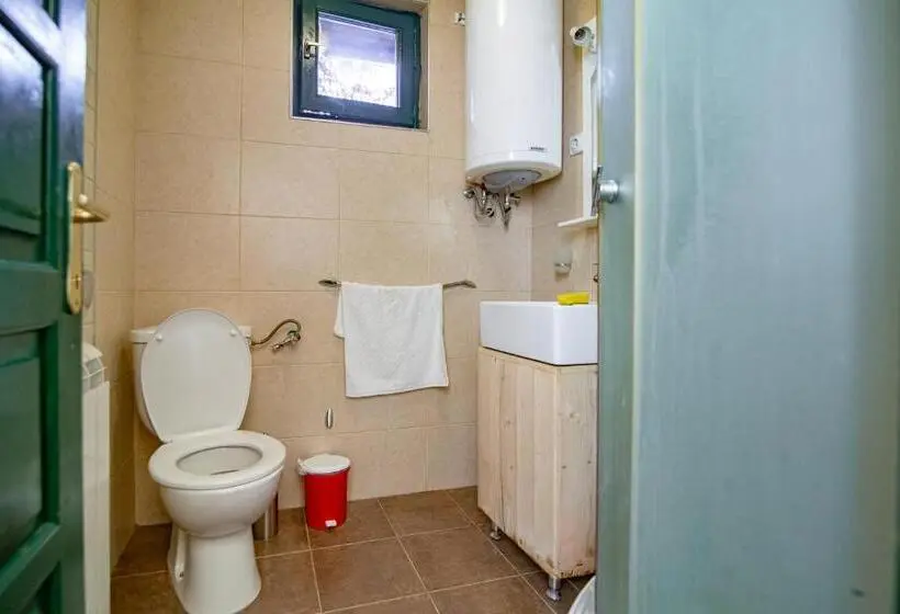 آپارتمان 2 خوابه با بالکن, U Drvo Zlatibor   Vodice