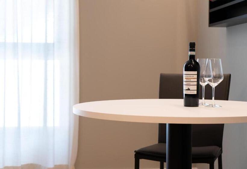 Полулюкс, Arbed Living Hotel   Supercharger