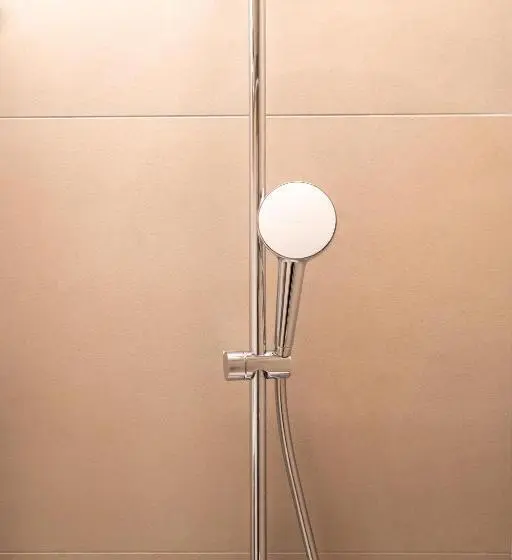 デラックスジュニアスイート, Arbed Living Hotel   Supercharger