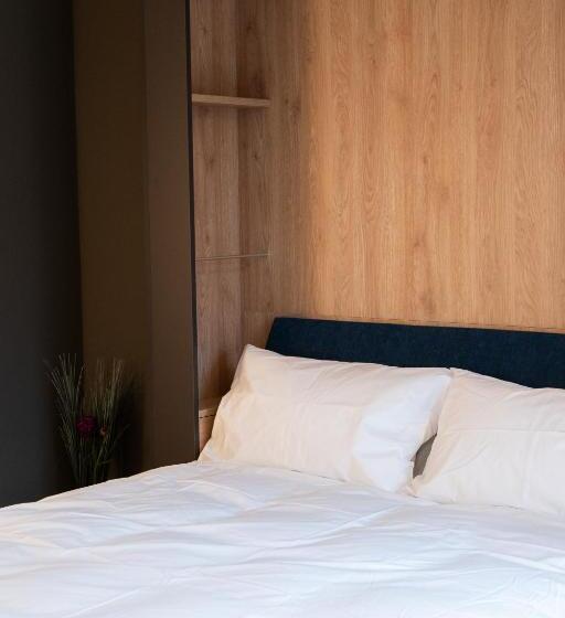 سوییت دوبلکس, Arbed Living Hotel   Supercharger