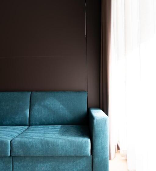 Люкс Дюплекс, Arbed Living Hotel   Supercharger