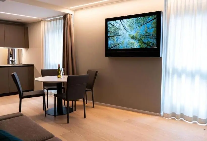 キングサイズベッドのスイートルーム, Arbed Living Hotel   Supercharger
