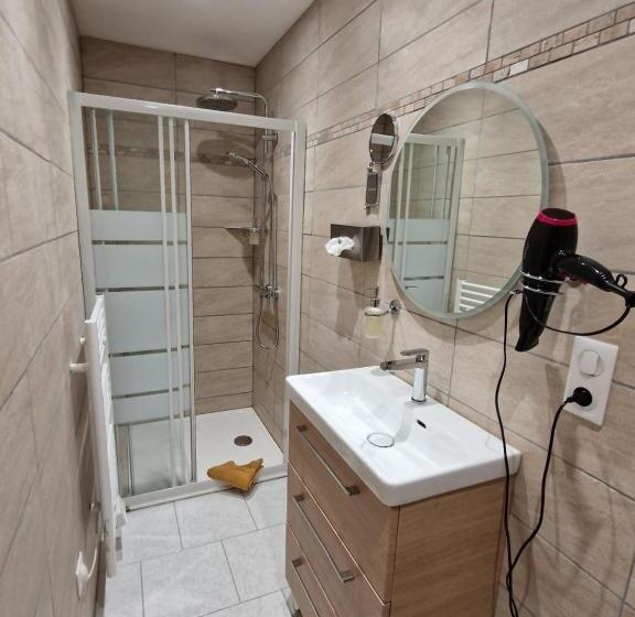 חדר סטנדרט לשלושה, Domaine De Saint Jacques Devant Bruyères