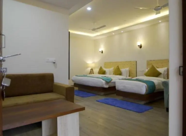 Deluxe Kolmen Hengen Huone, Panchvati Inn Uttarakhand