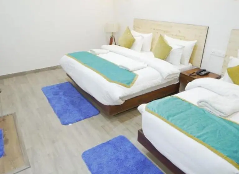 Deluxe Kolmen Hengen Huone, Panchvati Inn Uttarakhand