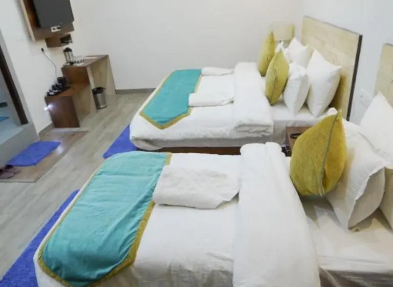 Deluxe Kolmen Hengen Huone, Panchvati Inn Uttarakhand