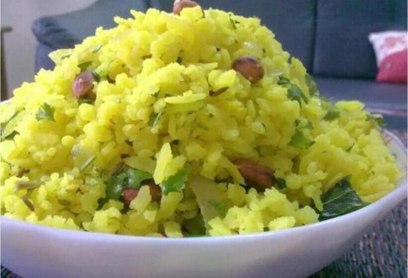 חדר סטנדרט עם מרפסת, Krishnaalay Guest House